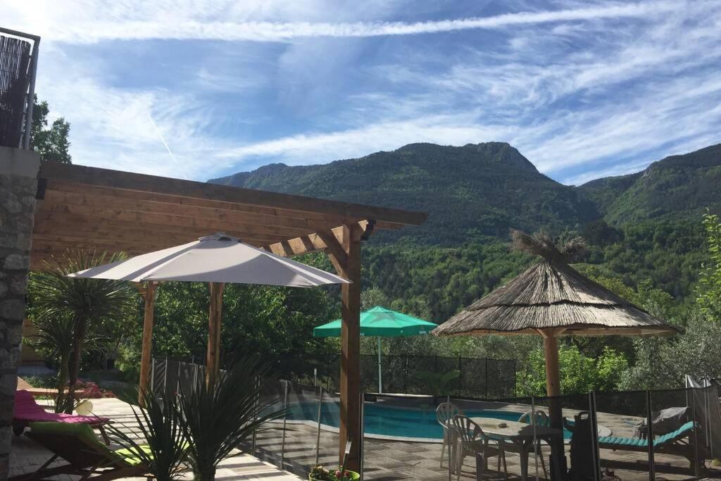 2P Au Coeur Des Montagnes Avec Piscine Chauffee Apartment พูเจต-เทนิแยร์ ภายนอก รูปภาพ
